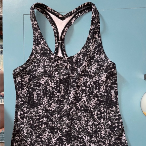 Womens Lululemon Nuuk Racerback tank - Picture 1 of 2